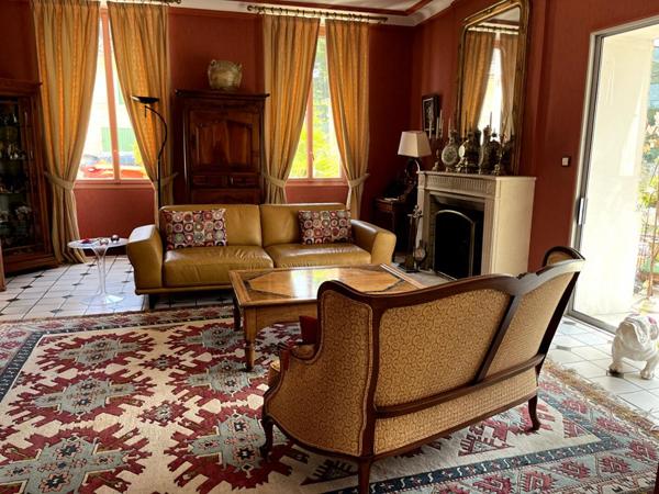 Maison Saint Andre De Cubzac  330 m2