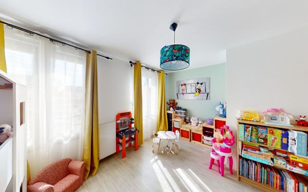 Maison à vendre    4 pièces •  Bailly-Romainvilliers