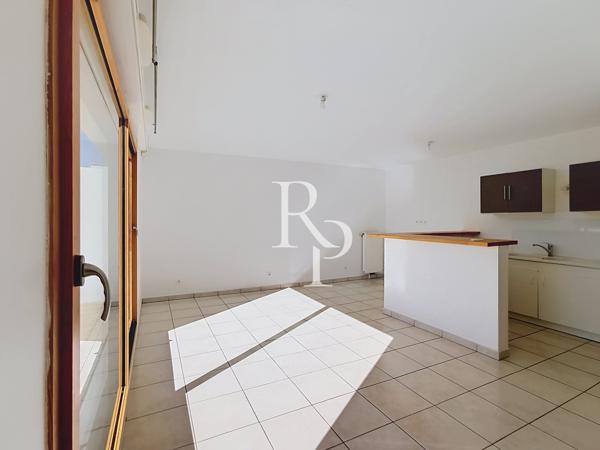FRANCHEVILLE – BEL AIR – T2 50,43 m² – DERNIER ÉTAGE – TERRASSE 13,74 m² – VUE DÉGAGÉE – GARAGE