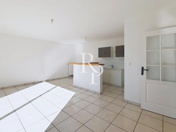 FRANCHEVILLE – BEL AIR – T2 50,43 m² – DERNIER ÉTAGE – TERRASSE 13,74 m² – VUE DÉGAGÉE – GARAGE
