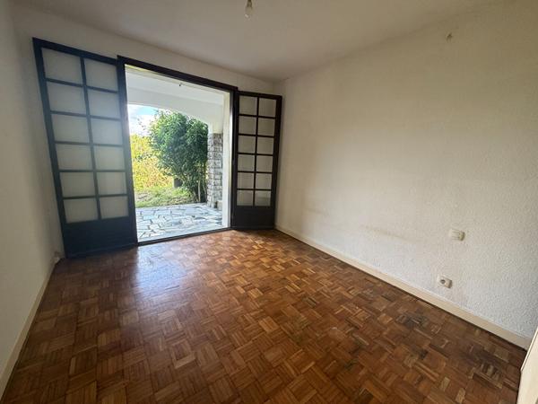 Hendaye, appartement T3 69m² et cave 80m²