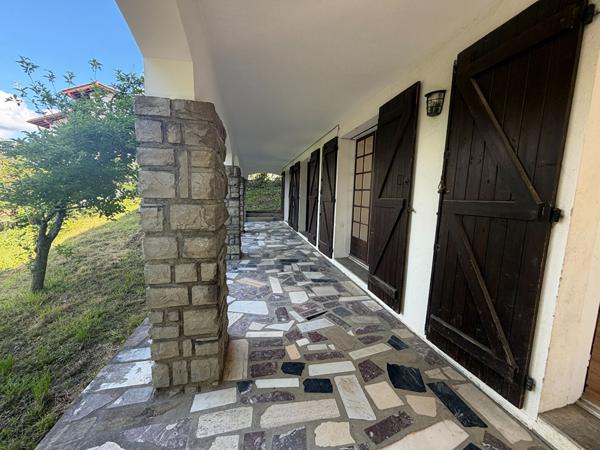 Hendaye, appartement T3 69m² et cave 80m²