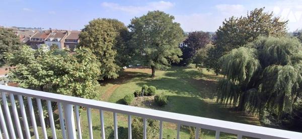 A VENDRE à SECLIN T3 de 85 m2 avec balcon et garage box fermé