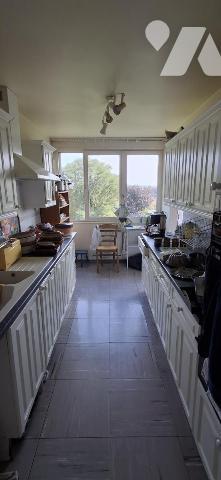 A VENDRE à SECLIN T3 de 85 m2 avec balcon et garage box fermé