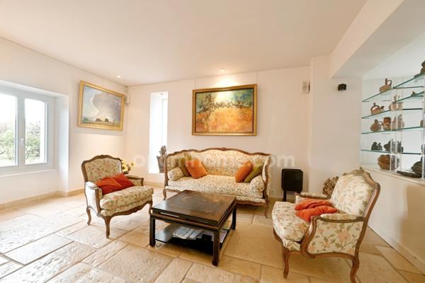 84110 - SÉGURET - MAS DE CHARME - 5 SUITES - PISCINE 20x10 - POOL HOUSE - PARC ARBORÉ - IDÉAL CHAMBRES D’HÔTES