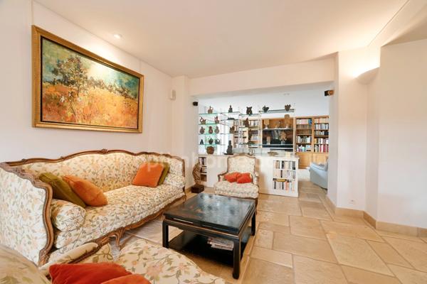 84110 - SÉGURET - MAS DE CHARME - 5 SUITES - PISCINE 20x10 - POOL HOUSE - PARC ARBORÉ - IDÉAL CHAMBRES D’HÔTES