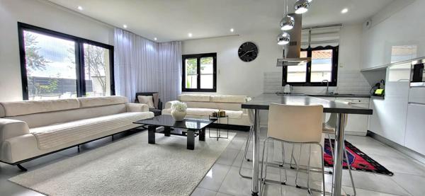 Villa Corbas 5 pièce(s) 116 m2 , Corbas