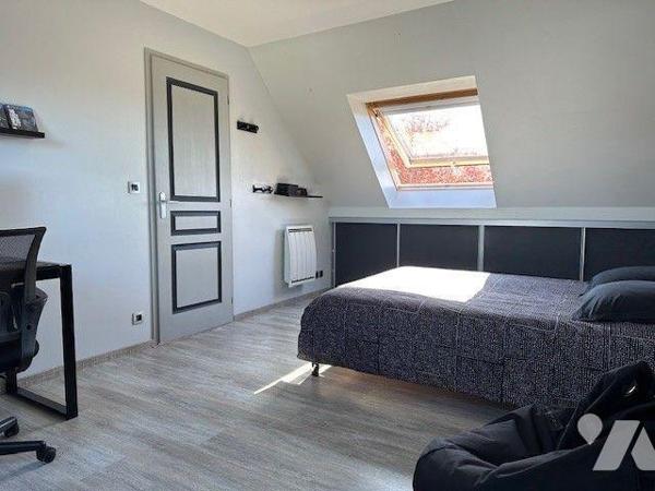 A vendre Maison 4 chambres à Mesnil Esnard. Maison individuelle de 1983 en parfait état compren...