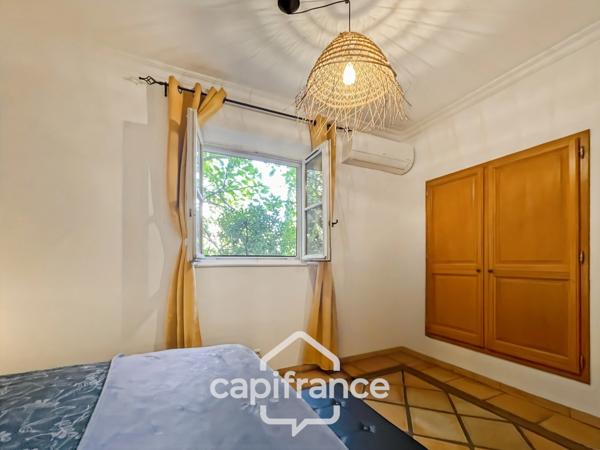 RARE SUR LE DOMAINE DE PONT ROYAL–APPARTEMENT DE STANDING de 48m2 CLIMATISE AVEC TERRASSE, VUE DÉGAGÉE ET PISCINE PRIVATIVE