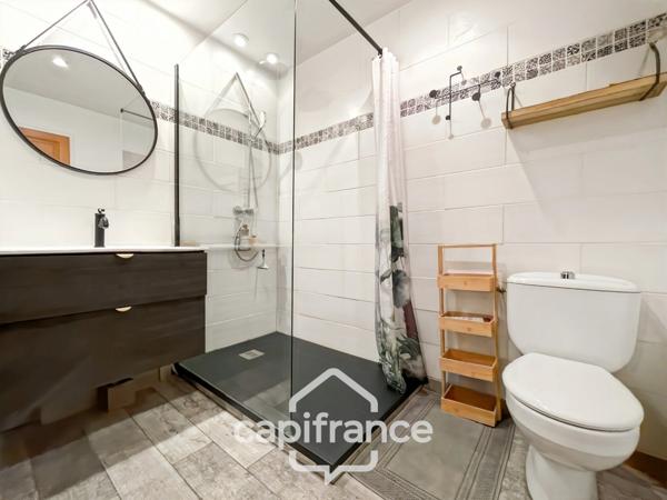 RARE SUR LE DOMAINE DE PONT ROYAL–APPARTEMENT DE STANDING de 48m2 CLIMATISE AVEC TERRASSE, VUE DÉGAGÉE ET PISCINE PRIVATIVE
