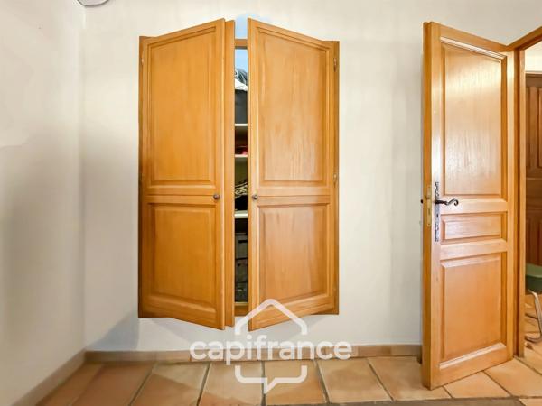 RARE SUR LE DOMAINE DE PONT ROYAL–APPARTEMENT DE STANDING de 48m2 CLIMATISE AVEC TERRASSE, VUE DÉGAGÉE ET PISCINE PRIVATIVE