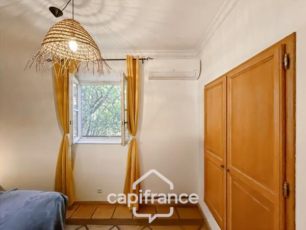 RARE SUR LE DOMAINE DE PONT ROYAL–APPARTEMENT DE STANDING de 48m2 CLIMATISE AVEC TERRASSE, VUE DÉGAGÉE ET PISCINE PRIVATIVE