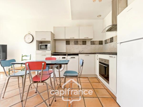RARE SUR LE DOMAINE DE PONT ROYAL–APPARTEMENT DE STANDING de 48m2 CLIMATISE AVEC TERRASSE, VUE DÉGAGÉE ET PISCINE PRIVATIVE