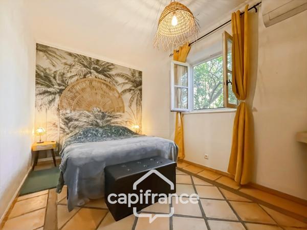 RARE SUR LE DOMAINE DE PONT ROYAL–APPARTEMENT DE STANDING de 48m2 CLIMATISE AVEC TERRASSE, VUE DÉGAGÉE ET PISCINE PRIVATIVE