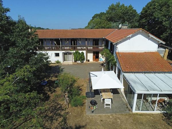 Maison  entre Mirande et Marciac 9 pièce(s) 248 m2