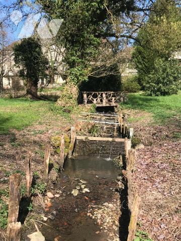 RIOZ Village avec toutes les commodités