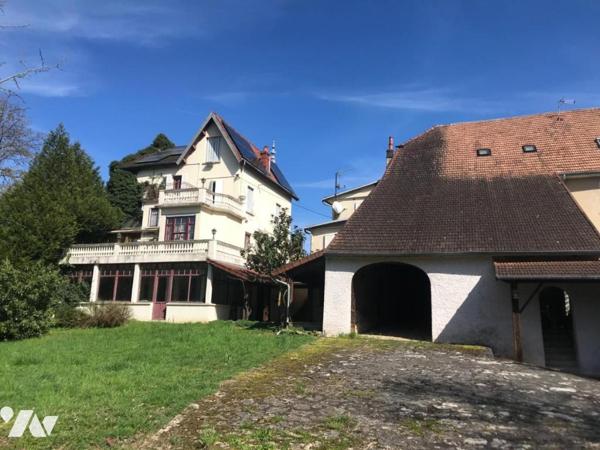 RIOZ Village avec toutes les commodités