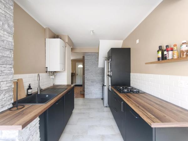Maison 2 pièce(s) 1 chambre(s) 65 m²
