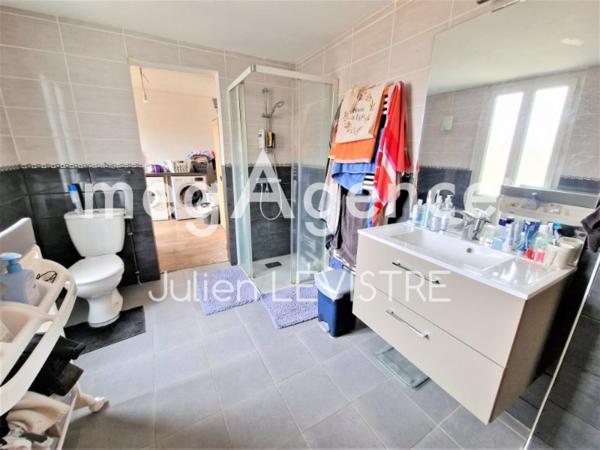 Maison à AUNEAU-BLEURY-SAINT-SYMPHORIEN, 28700 - 5 pièces 126m²