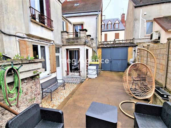 Maison à AUNEAU-BLEURY-SAINT-SYMPHORIEN, 28700 - 5 pièces 126m²