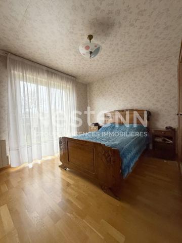 MOREAC - Maison familiale à vendre 5 chambres, sous-sol et son jardin de 700m²