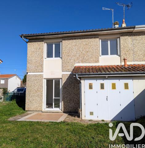 Maison à vendre 4 pièces 81 m² Saint-Seurin-sur-l'Isle