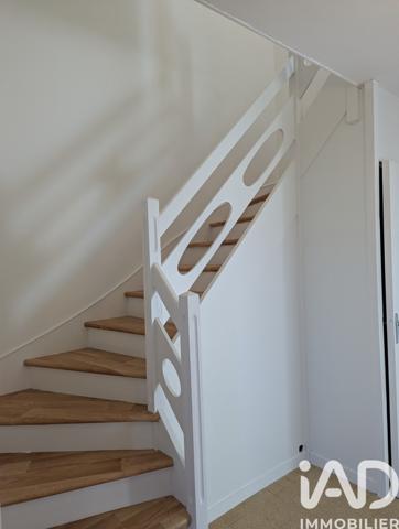 Maison à vendre 4 pièces 81 m² Saint-Seurin-sur-l'Isle