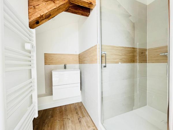 Appartement à vendre    2 pièces • 38 m2    Nancy