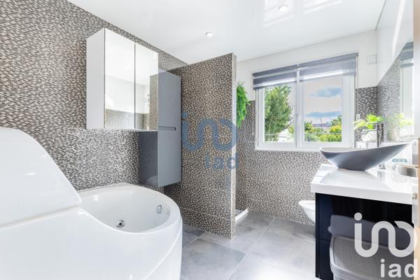 Maison à vendre 6 pièces 142 m² Morangis