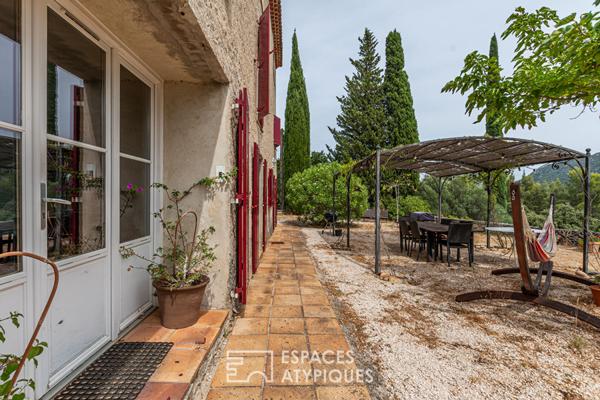 Authentique propriété du 19e siècle avec vue mer et parc privé