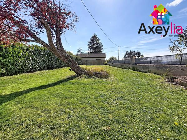 Perreux (42120) A VENDRE - PERREUX - MAISON ENTIÈREMENT RÉNOVÉE AVEC TROIS CHAMBRES, TERRASSE, TERRAIN ET GARAGE