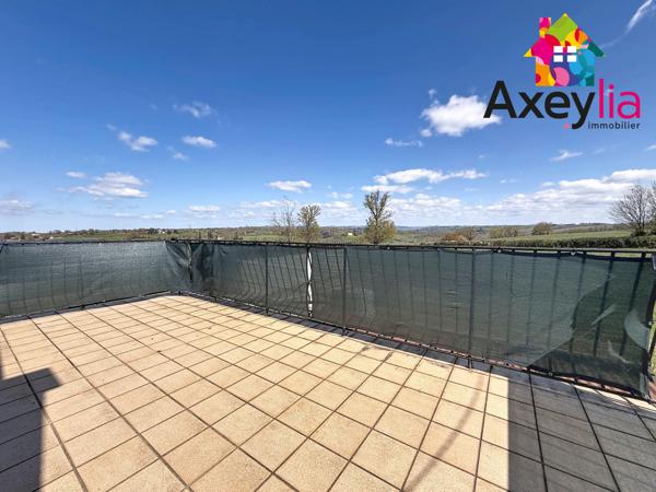 Perreux (42120) A VENDRE - PERREUX - MAISON ENTIÈREMENT RÉNOVÉE AVEC TROIS CHAMBRES, TERRASSE, TERRAIN ET GARAGE