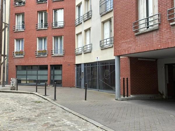 Bureau à louer à Paris (75011)