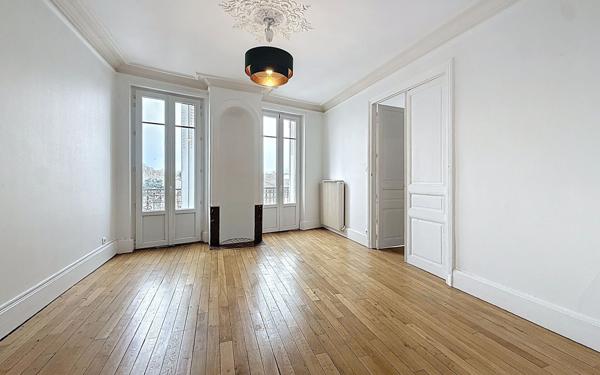Appartement à louer    3 pièces • 83,15 m2 Nancy