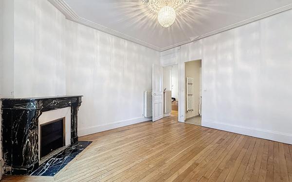 Appartement à louer    3 pièces • 83,15 m2 Nancy