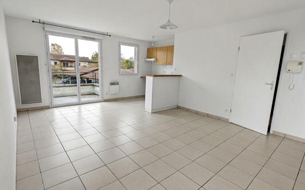 Appartement à vendre    2 pièces • 41 m2 Launaguet