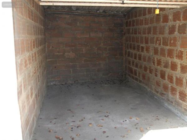 Garage - Parking à louer à Arras dans le Pas-de-Calais (62000), ref : 62130-L549   
Arrière Gare