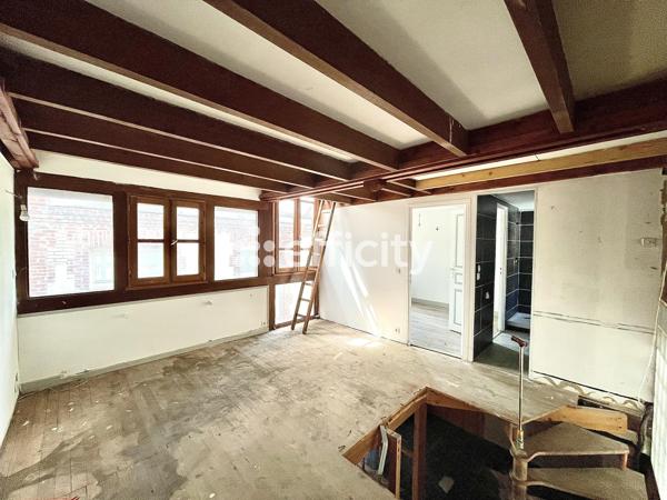 Maison
         9 pièces
        - 220 m² Exclusivité 1 071 000 € *