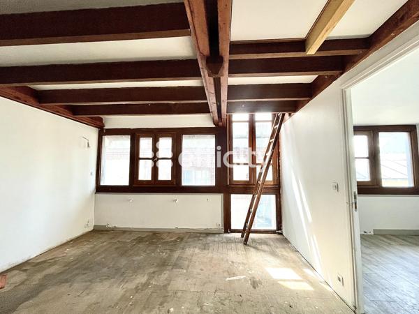 Maison
         9 pièces
        - 220 m² Exclusivité 1 071 000 € *