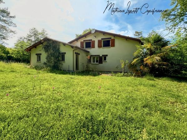 Maison à vendre 6 pièces proche de BASSILLAC (24) 170 M2