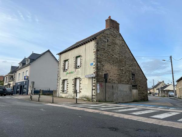 Maison
         4 pièces
        - 95 m²