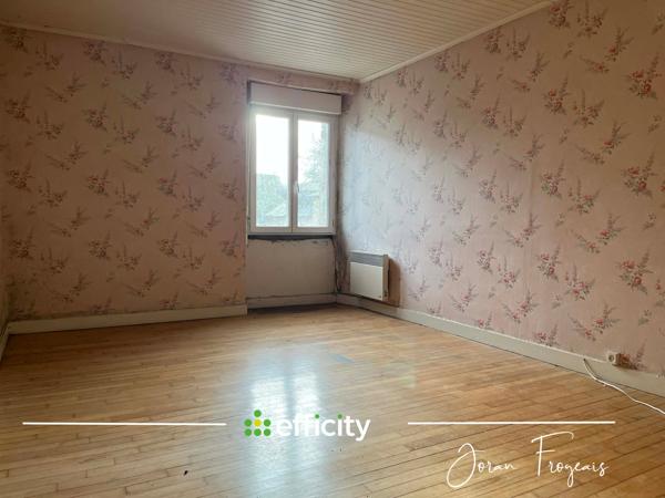 Maison
         4 pièces
        - 95 m²