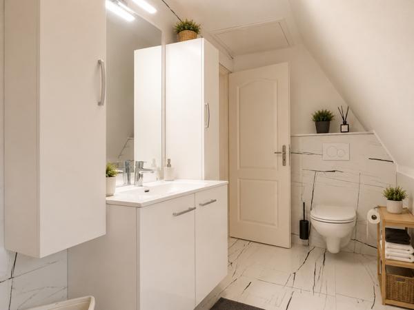 Immeuble
         9 pièces
        - 195 m² Exclusivité 495 000 € *