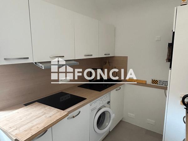 Location Appartement 2 pièces 36.85 m² - 31 AVENUE DE CRAN GEVRIER Annecy 74000