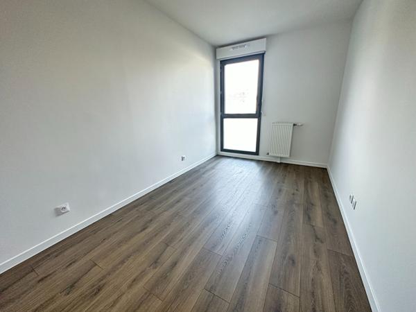 À louer : Appartement 4 pièces de grand standing à Melun