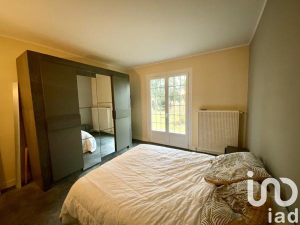 Maison traditionnelle 6 pièces de 214 m² à Romorantin-Lanthenay (41200)