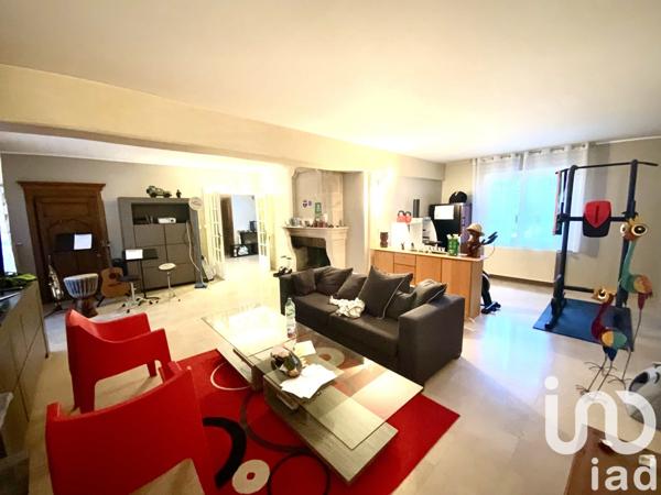 Maison traditionnelle 6 pièces de 214 m² à Romorantin-Lanthenay (41200)