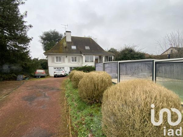 Maison traditionnelle 6 pièces de 214 m² à Romorantin-Lanthenay (41200)