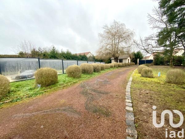 Maison traditionnelle 6 pièces de 214 m² à Romorantin-Lanthenay (41200)