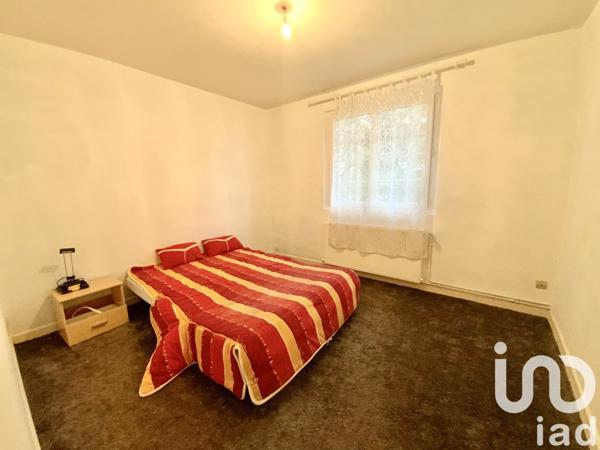 Maison traditionnelle 6 pièces de 214 m² à Romorantin-Lanthenay (41200)